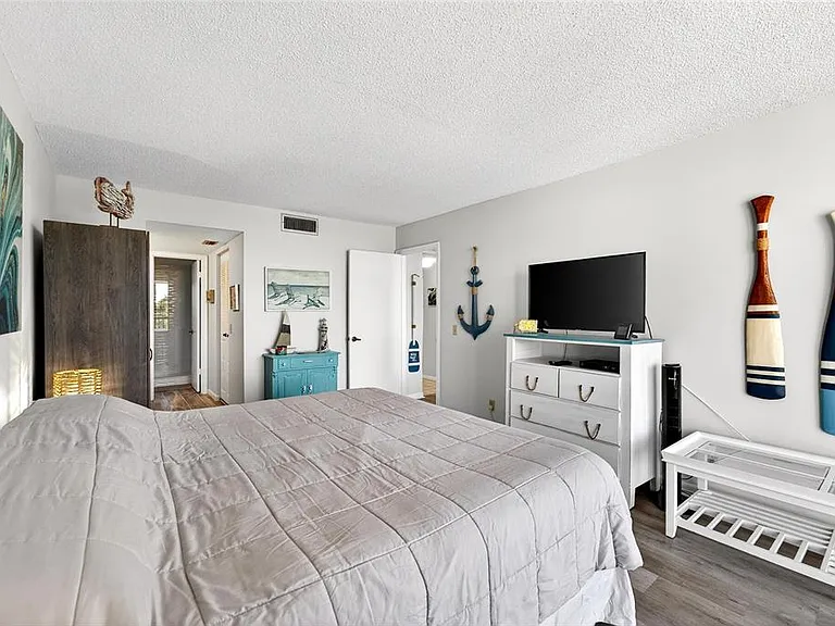 6218 Palma Del Mar Blvd S #405 — Photo 25