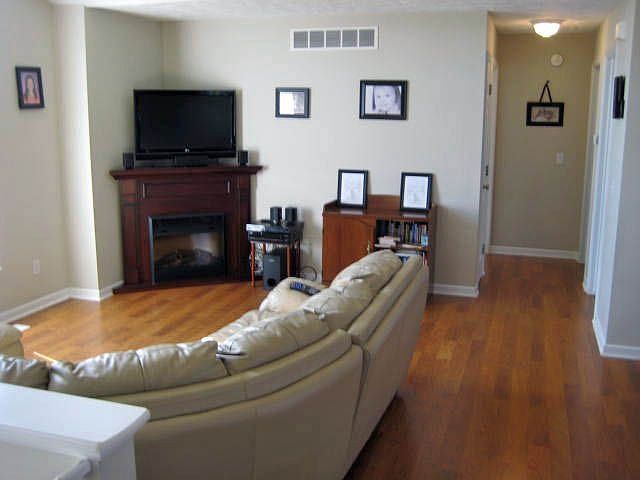 1st image of 8978 Marabella Ct NE