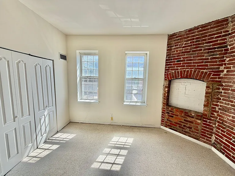 1718 Corcoran St NW #22 — Photo 11
