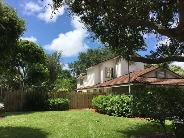 4110 NW 1st Ct, Delray Beach, FL 33445