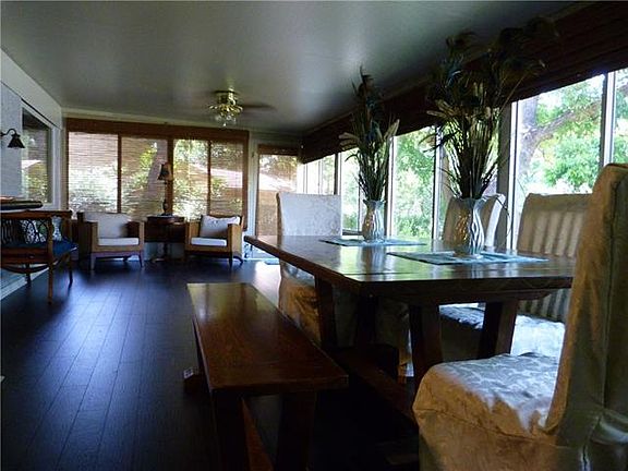 4th image of 3505 Wildwood Cir