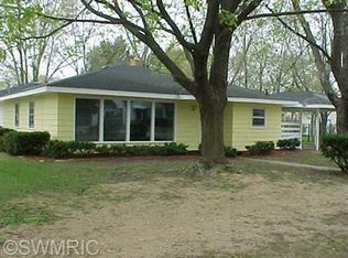 1886 Broadway Ave, Benton Harbor, MI 49022