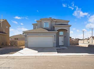 11600 Flor Cuca Ln, Socorro, TX 79927