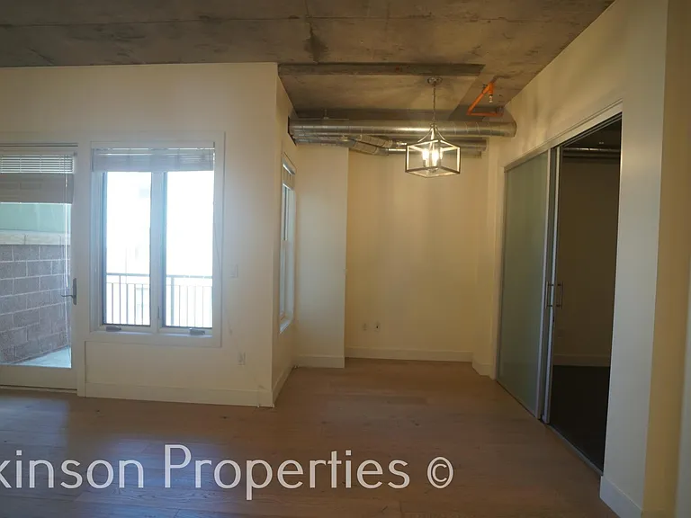 3301 Arapahoe Ave #325 — Photo 11