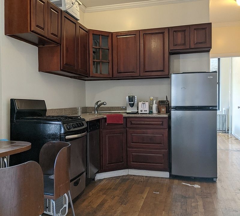 1st image of 79 Clinton St APT 15