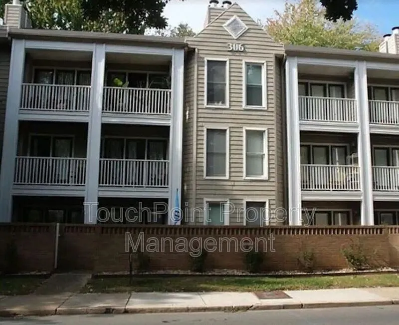 306 S Cedar St #6