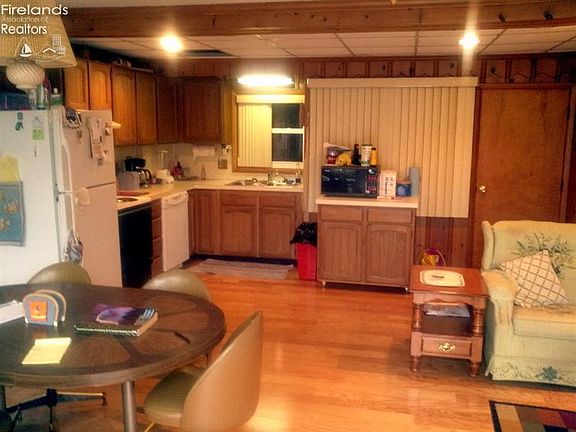 2nd image of 15 Catalina Dr