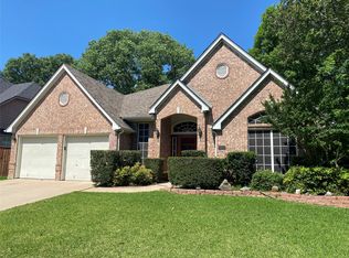 5730 Champion Ct, Arlington, TX 76017