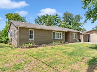 209 S Plum St, Newton, KS 67114