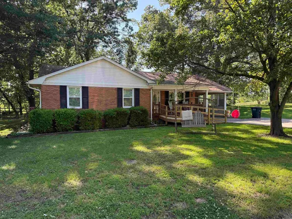 191 Mayo Dr, Piggott, AR 72454