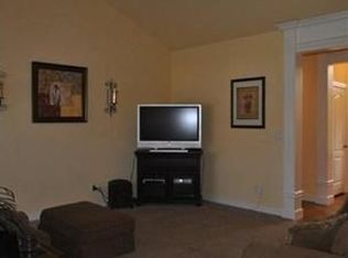 5 Henrietta Ln, Bella Vista, AR 72715