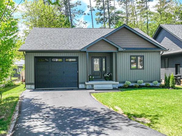 3324 Bramshott Ave, Severn, ON L3V 0V9