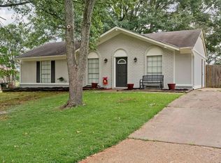 960 Greenview Rd, Collierville, TN 38017