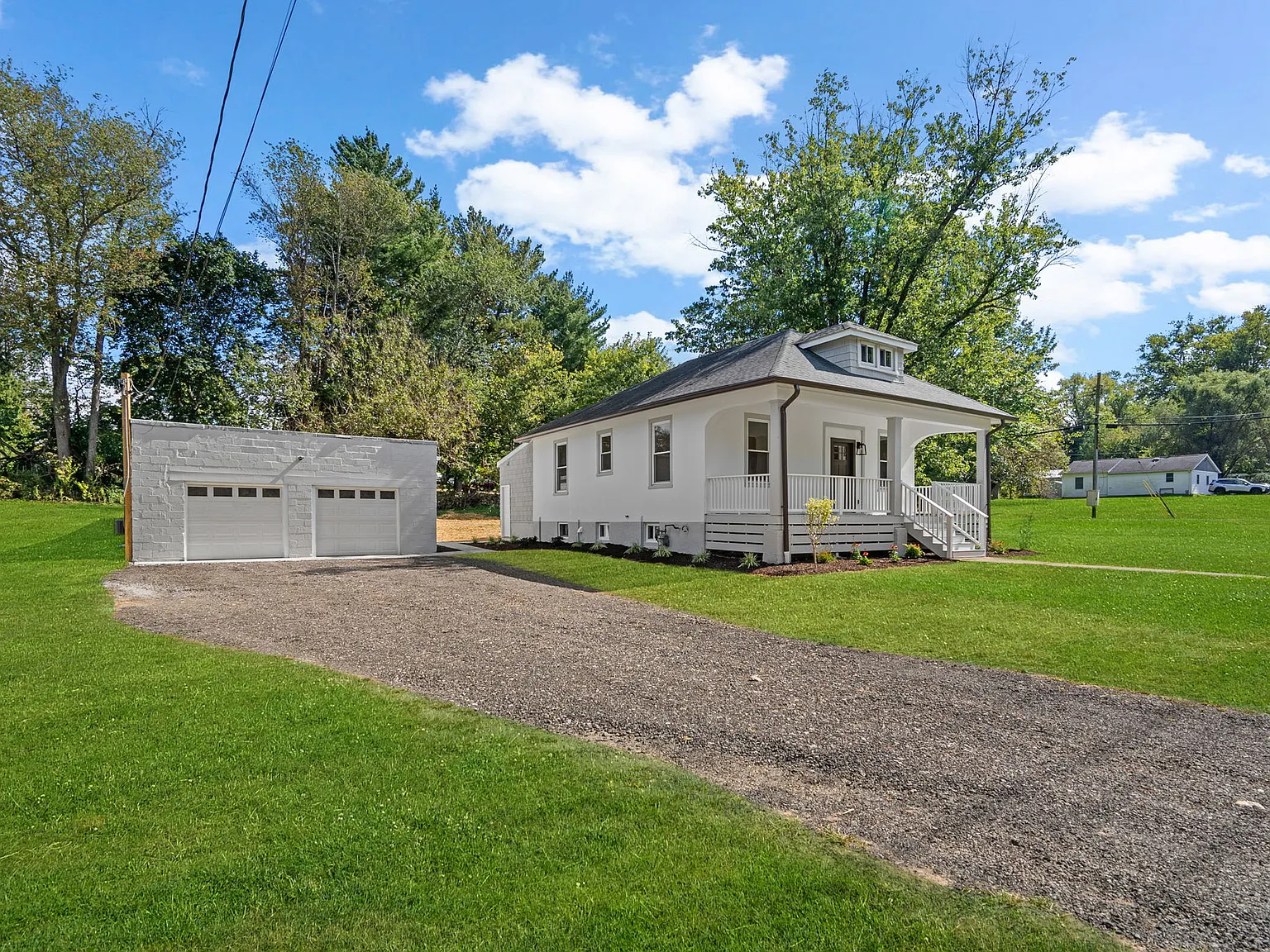 2 bed, 1200 sqft, $3,000 — Photo 3