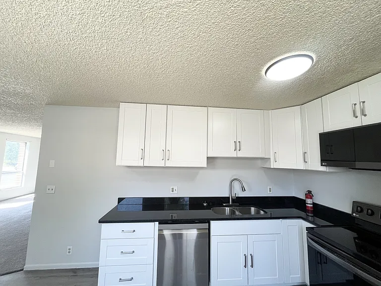 1265 E Crandall Ave #1267 — Photo 3