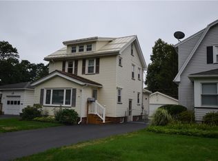 49 Winchester Rd, Rochester, NY 14617