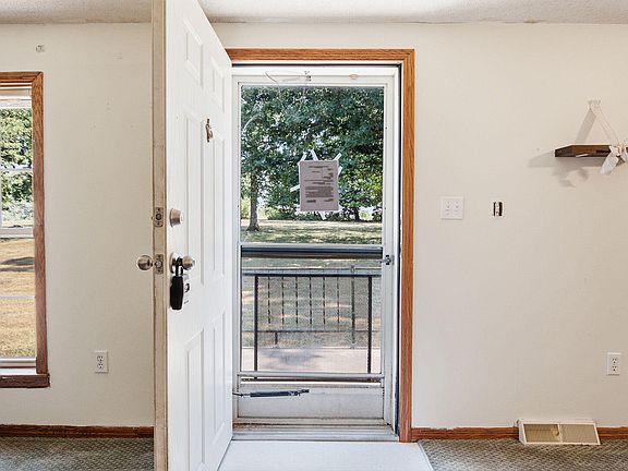 5th image of 11731 Audrain Rd E #945