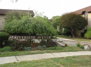 85 Riverside Ave APT E4, Stamford, CT 06905