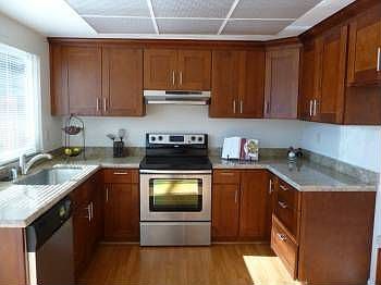 3rd image of 764 Lowell Ct