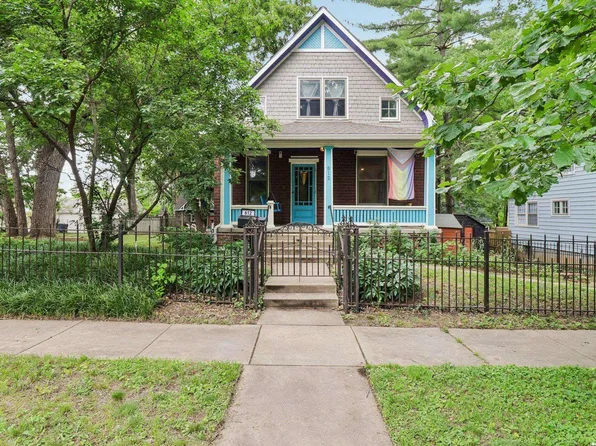 612 Illinois St, Lawrence, KS 66044