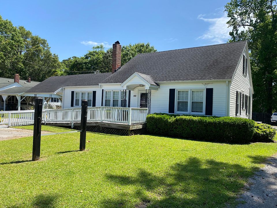 1st image of 202 Carolina Ave
