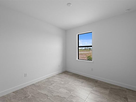 5th image of 18937 INDIAN ROCK PLACE
