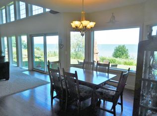 9059 Lake Overlook Dr, Mentor, OH