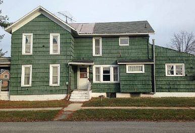 3rd image of 102 East St