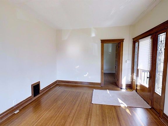 3rd image of 2200 Cameron Ave