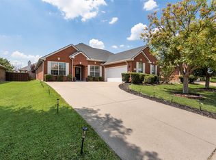 2371 Palo Pinto Rd, Grand Prairie, TX 75052