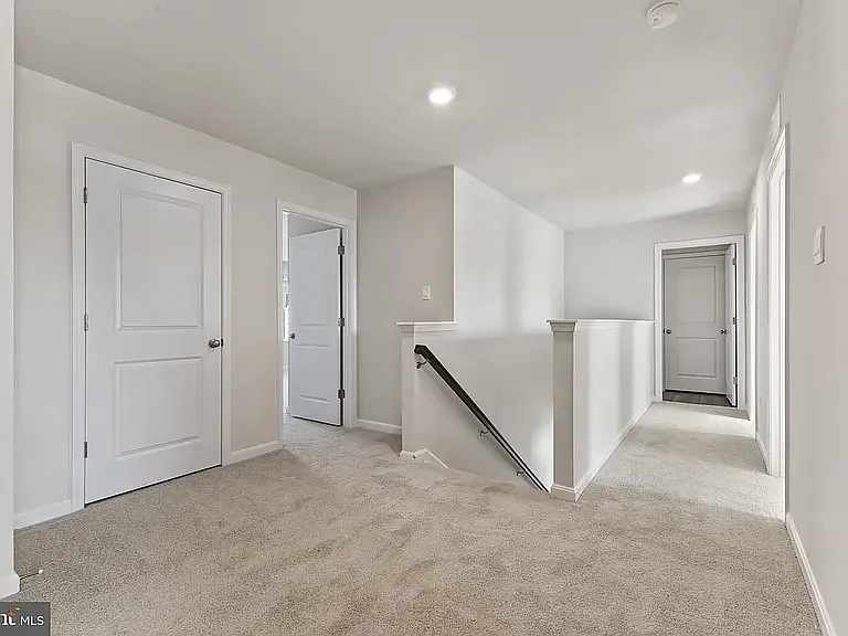574 Atkinson St — Photo 14