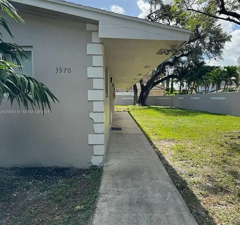 3970 SW 58th St #3