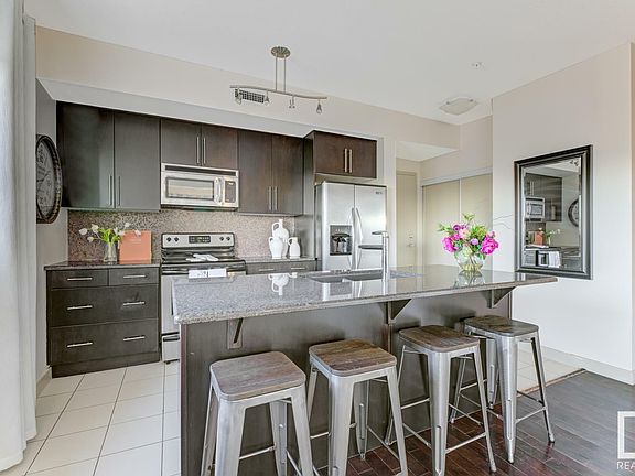 2nd image of 11203 103a Ave NW #402