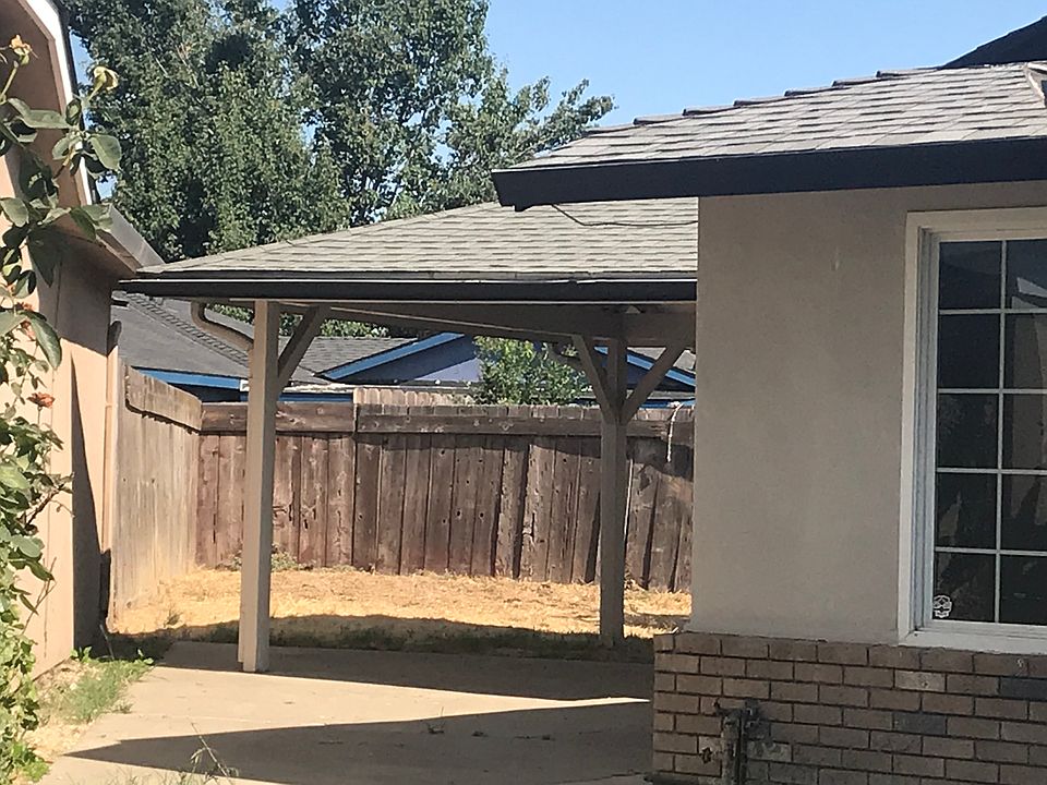 2nd image of 1917 Lonepine Dr