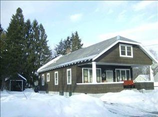 23 5th St, Glens Falls, NY 12801