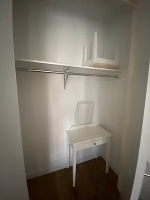 Rented by Nooklyn NYC LLC | media 21
