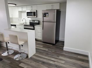 1041 NE 17th Ave #2, Fort Lauderdale, FL 33304