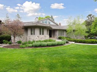 7715 Stonewood Ct, Edina, MN 55439