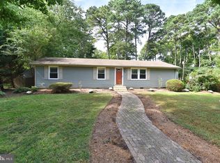 100 Monoponsan Dr, Stevensville, MD 21666