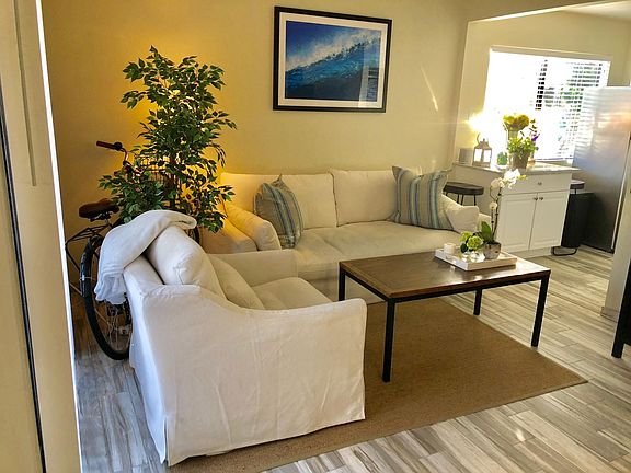 2nd image of 140 Magnolia St APT 4