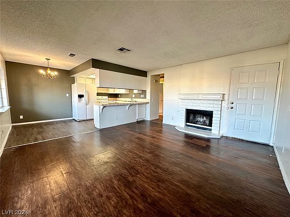 5th image of 4221 Sanderling Cir Unit 280