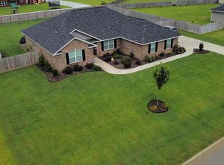 1220 Seagrove Dr, Sumter, SC 29154