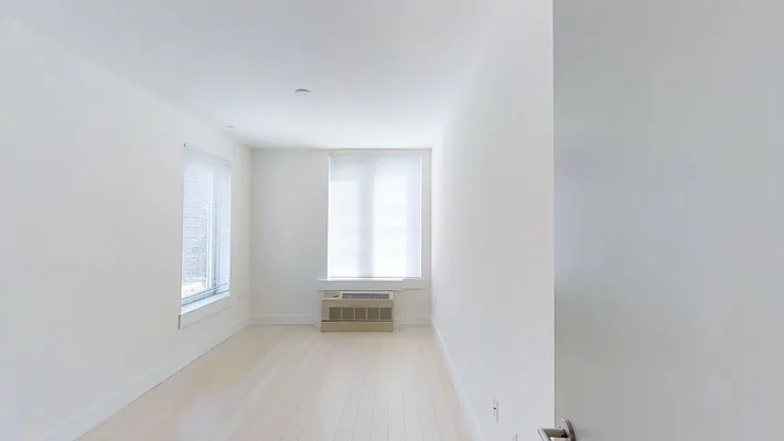 Rented by Keller Williams NYC | media 19