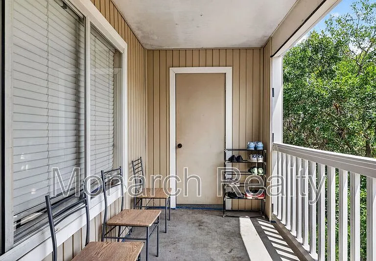 4000 SW 23rd St #3-302 — Photo 12