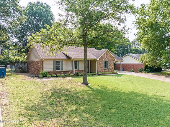 3rd image of 6154 Chickasaw Dr
