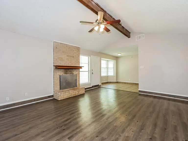 7517 Marlinda Cir — Photo 3