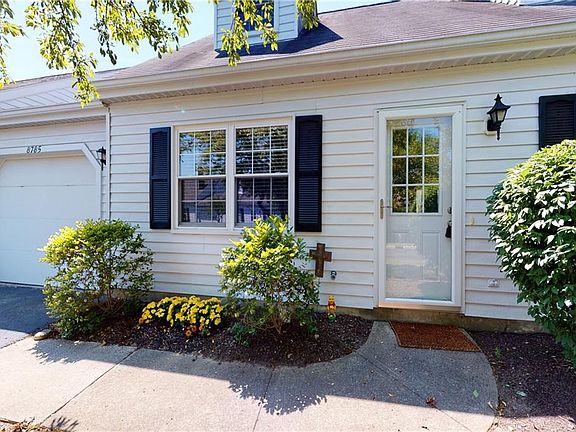 3rd image of 8785 E Brook Cir