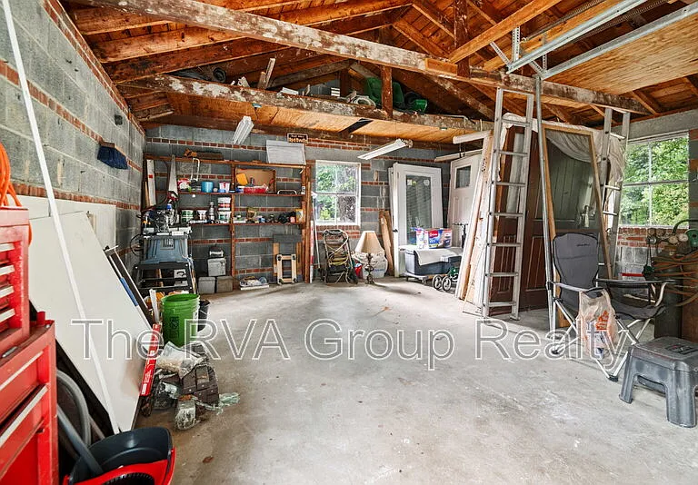 10530 Lambeth Rd — Photo 22