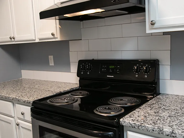 1 Oneonta Dr — Photo 17