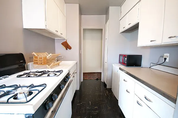 Sold by James Roger Rice, LREB  | media 13